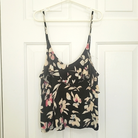 Kimchi Blue Black and Pink Floral Crop Top Size XS - Picture 1 of 5